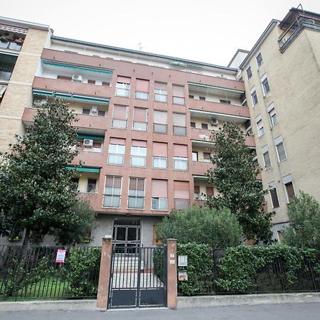 Ferienwohnung Splendido Bilocale Sul Naviglio Grande Corsico Exterior foto